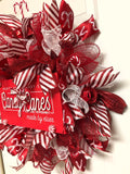 Candy Cane Christmas Wreath, Red and White Candy Wreath